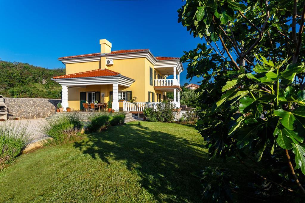 Villa Mirela Vrbnik Kültér fotó