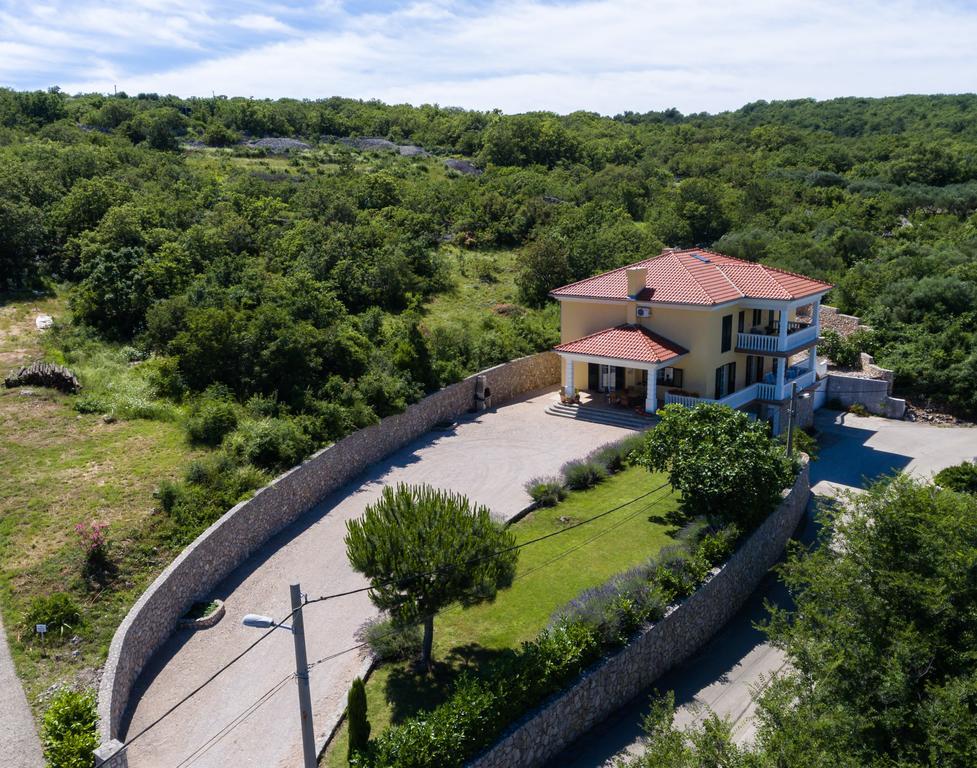Villa Mirela Vrbnik Kültér fotó